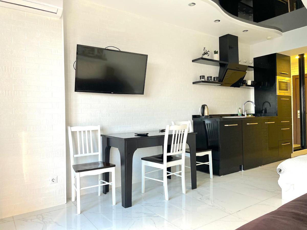 Orbi Beach Tower Aparts Batumi Eksteriør billede