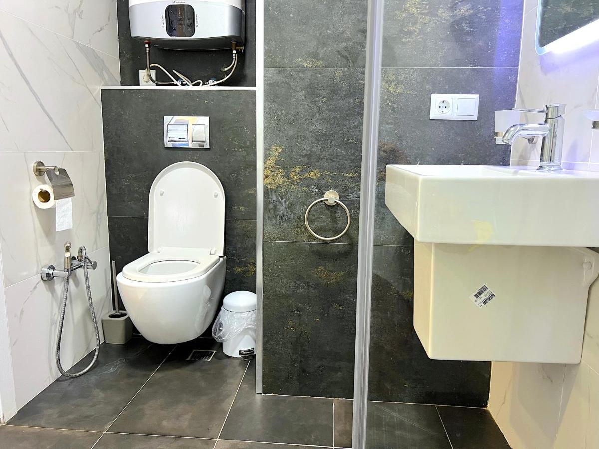 Orbi Beach Tower Aparts Batumi Eksteriør billede
