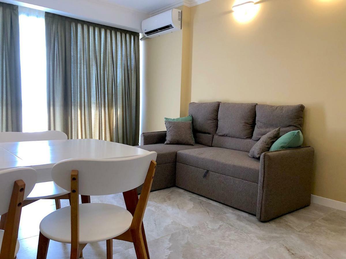 Orbi Beach Tower Aparts Batumi Eksteriør billede